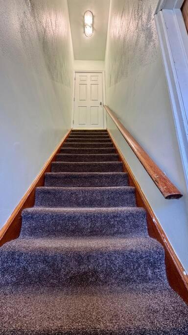 Near The Falls Two Bedroom - 5 Min Walk To Clifton Niagara Falls Zewnętrze zdjęcie